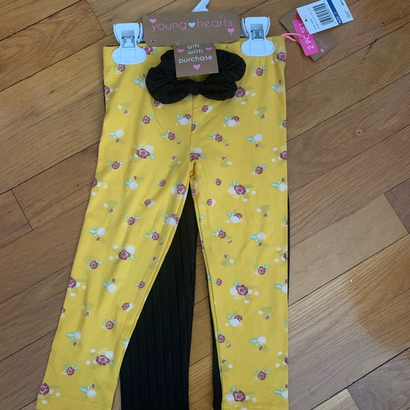 2 set of leggings with hair tie - Picture 3 of 5